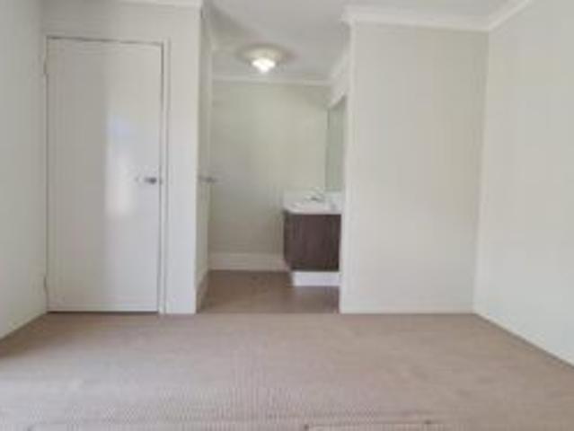 Apartment for rent in Parklands, Western Australia