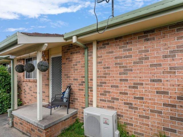 Villa for sale in Gwandalan, New South Wales
