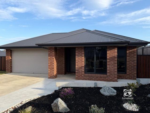 House for rent in Eagle Point, Victoria