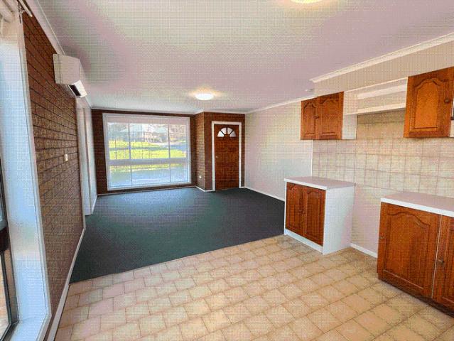 Townhouse for rent in Lakes Entrance, Victoria