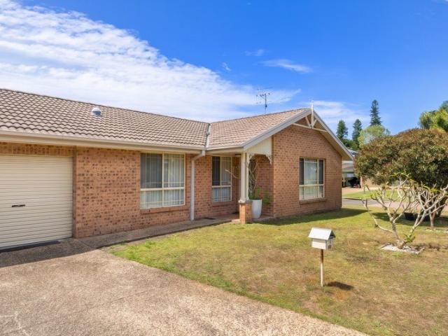 Duplex for sale in Fingal Bay, Port Stephens Council