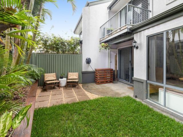 Townhouse for rent in Mount Coolum, Sunshine Coast Regional