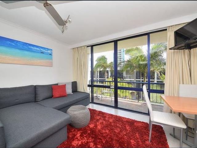 Apartment for rent in Surfers Paradise, Gold Coast City