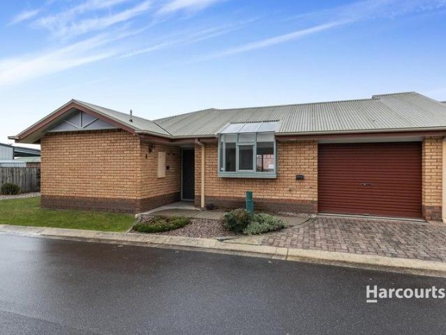 Apartment for sale in Somerset, Tasmania