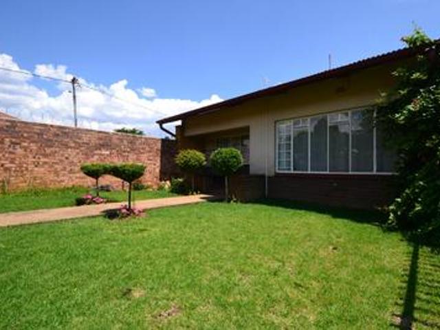 Townhouse for sale in Ehlanzeni, Mpumalanga