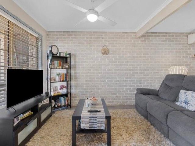Townhouse for rent in Toombul, Queensland