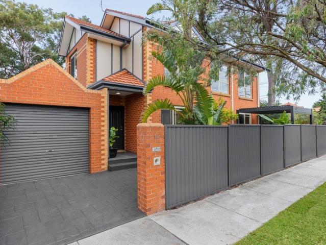 Townhouse for sale in Sandringham, Melbourne
