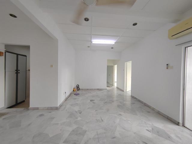 Apartment for sale in Country Heights Damansara, Kuala Lumpur
