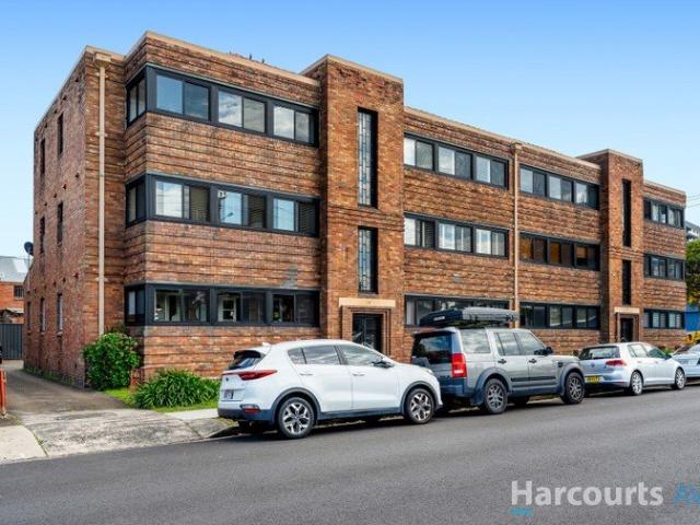 Apartment for sale in Newcastle, Newcastle-Maitland