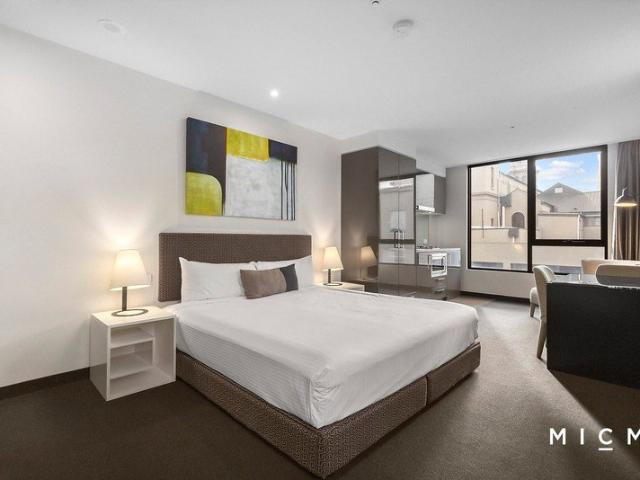 Granny Flat for sale in Glenferrie, Melbourne