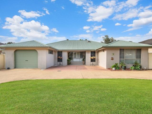 House for rent in Woongarrah, Central Coast Council