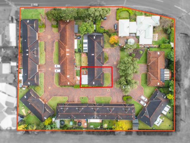 Villa for sale in Sydney, New South Wales