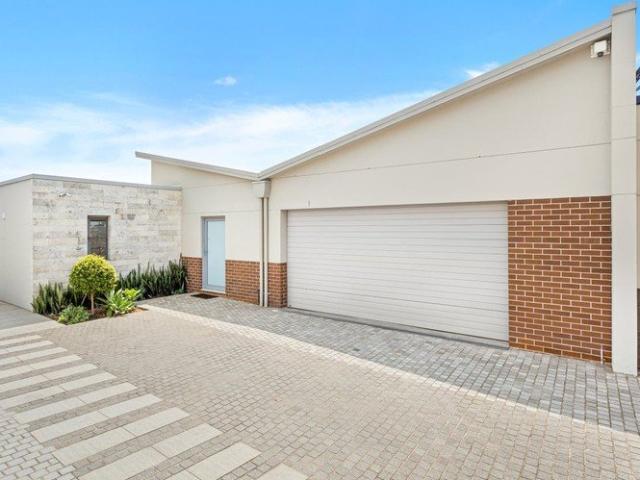 Townhouse for rent in Sutherland, New South Wales