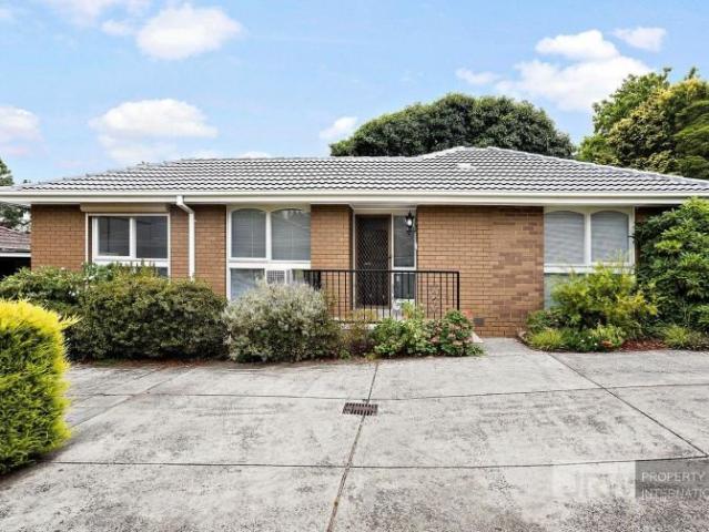 House for sale in Glen Waverley, Melbourne