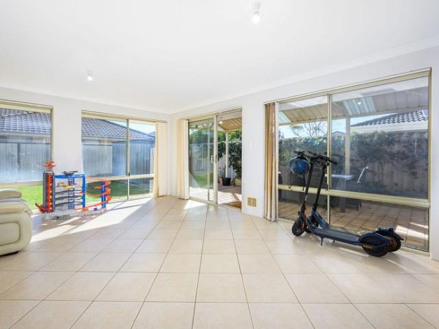 House for rent in Port Kennedy, Western Australia