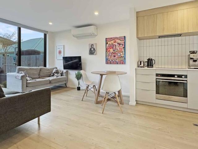 Townhouse for rent in Days Bay, Wellington