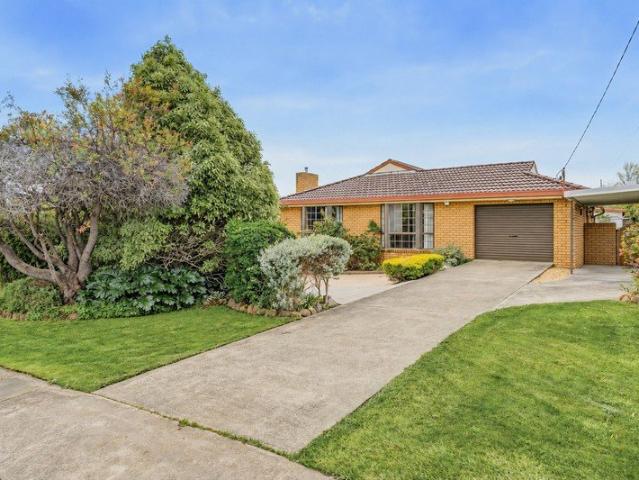 House for sale in Redwood Village, Hobart
