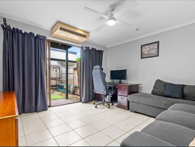 Townhouse for rent in Earlville, Cairns