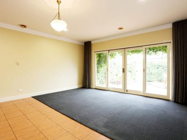 Townhouse for rent in Moonee Ponds, Melbourne