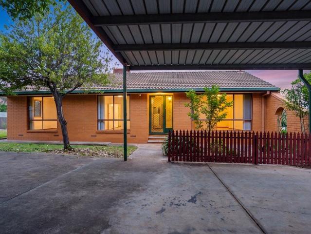 House for sale in Springdale Heights, Albury