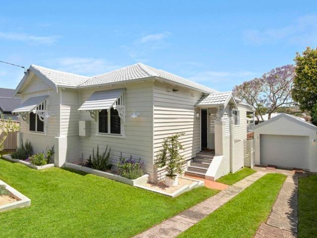 House for sale in Newcastle, Newcastle-Maitland