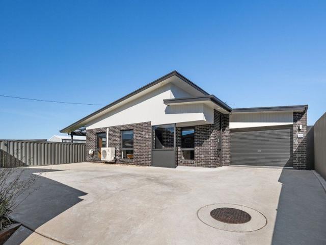 Apartment for sale in Devonport