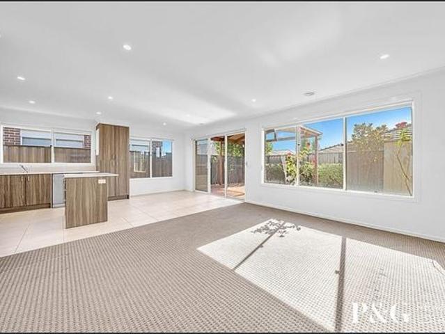 House for rent in Narre Warren South, Melbourne