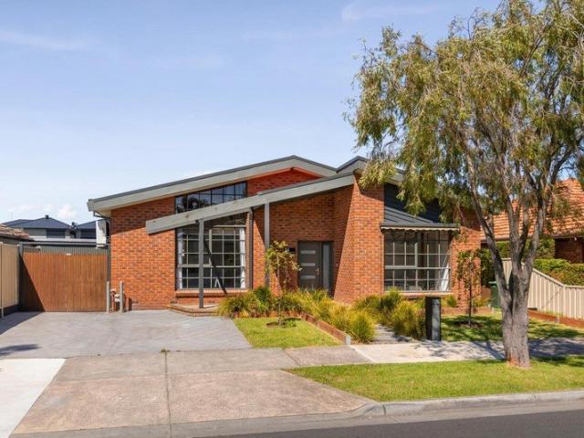 House for sale in Pascoe Vale South, Melbourne