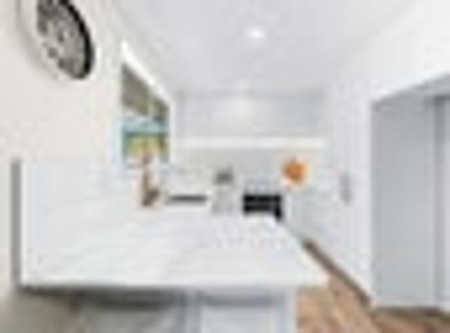 Apartment for sale in Chaslands, Canterbury