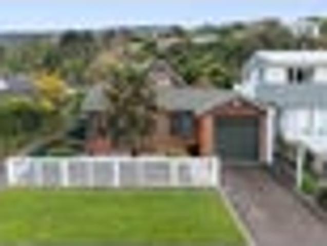 House for sale in Linden, Wellington