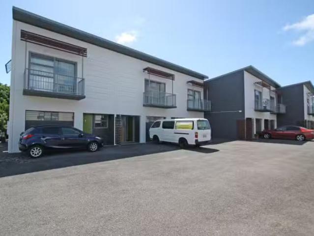 Apartment for rent in Hillsborough, Taranaki