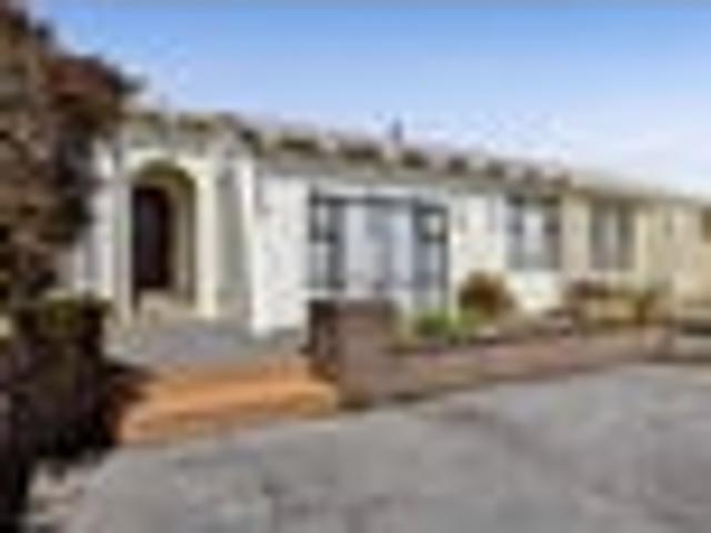 Townhouse for sale in Inglewood, New Plymouth District