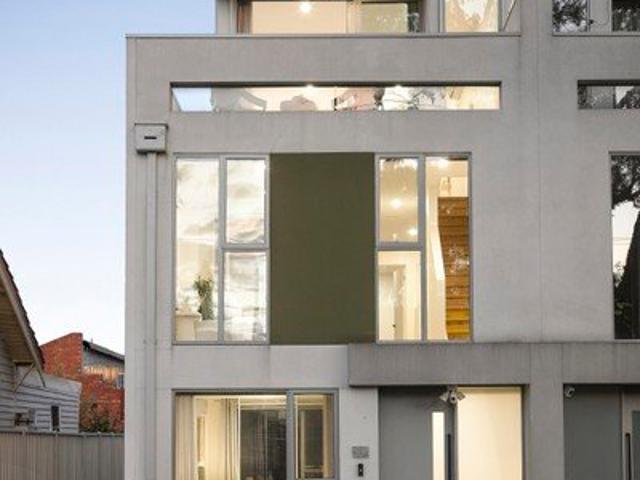 Townhouse for sale in Coburg, Melbourne