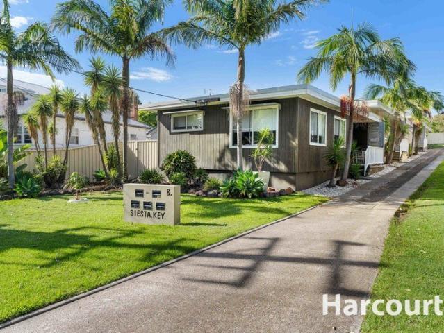 Villa for sale in Charlestown, Newcastle-Maitland