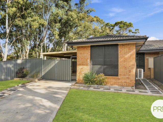 Villa for sale in Wollongong West, New South Wales