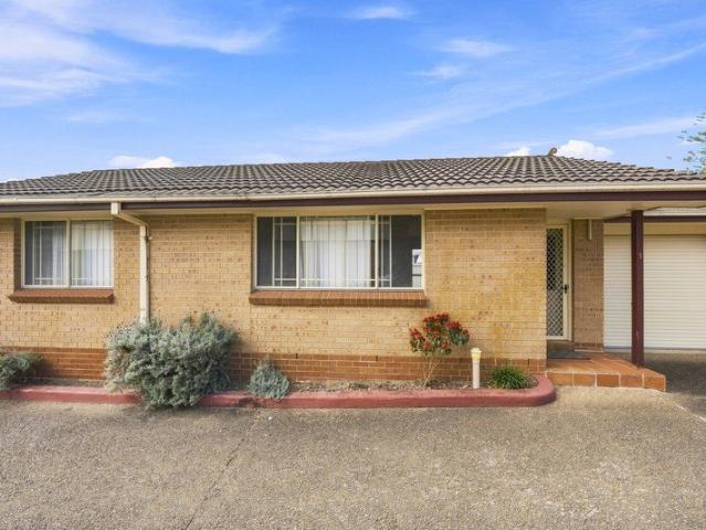 Villa for sale in Sydney, New South Wales