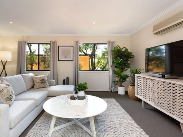 Townhouse for rent in Toombul, Queensland