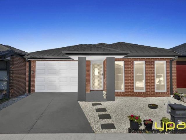 House for sale in Clarinda Park Estate, Melbourne