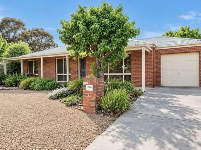 House for sale in Jackass Flat, Bendigo