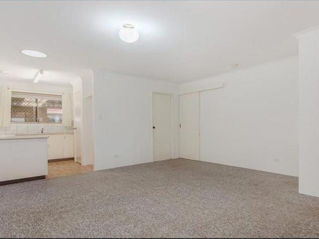 Apartment for rent in Waikiki, Western Australia