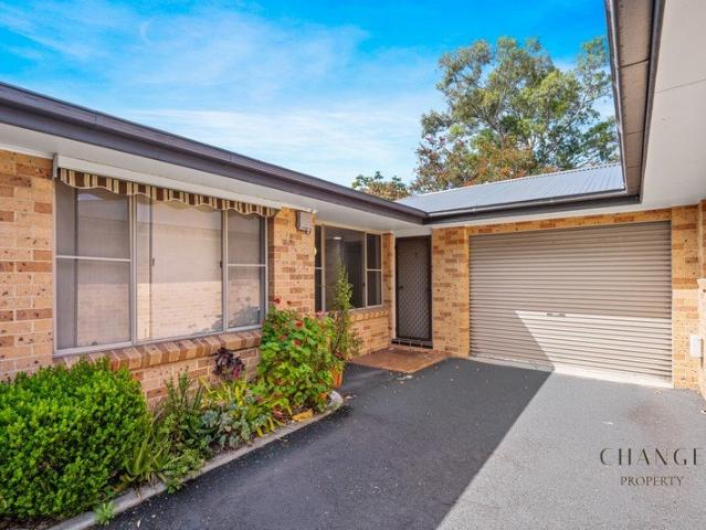 Villa for sale in Gosford