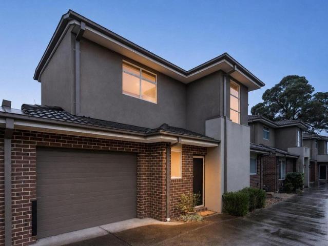Townhouse for sale in Camerons Creek, Victoria