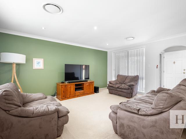 House for sale in Lake Haven, New South Wales