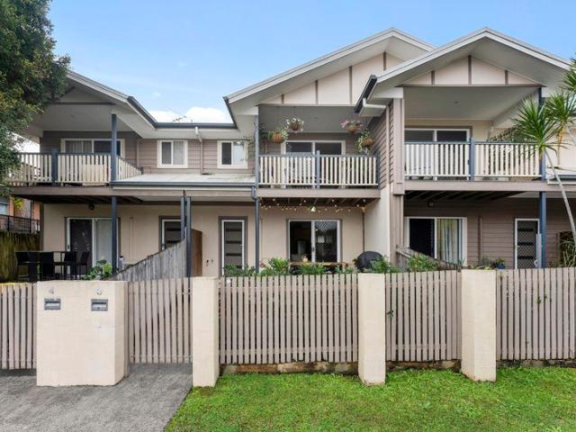 Townhouse for sale in Toombul, Queensland