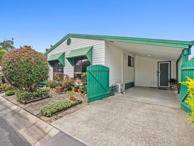 Villa for sale in Fernbrook, Queensland