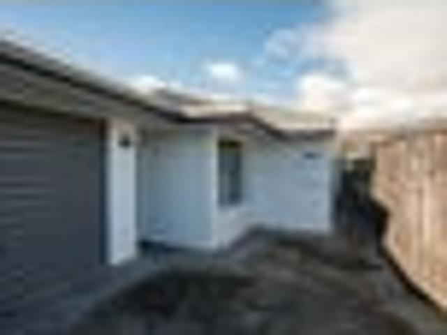 House for sale in Stoke