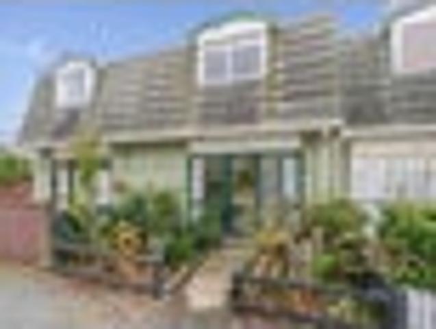 Apartment for sale in Pauatahanui, Wellington
