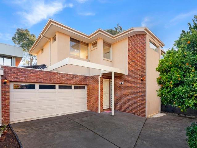 Townhouse for sale in Camerons Creek, Victoria