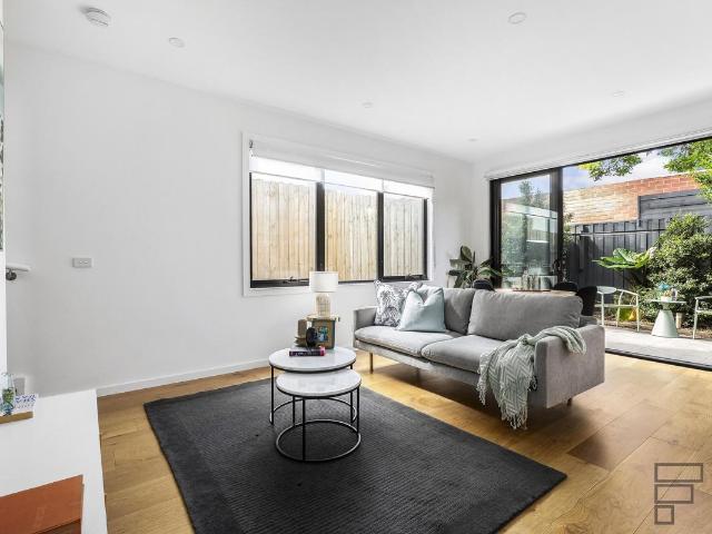 Townhouse for sale in Camerons Creek, Victoria