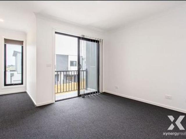 Townhouse for rent in Camerons Creek, Victoria